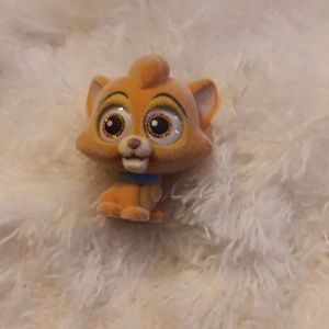 Disney's Doorables series 10 Oliver and Company